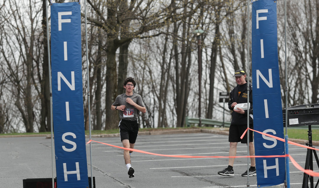 Runner finishes Lehigh graduate student 5K