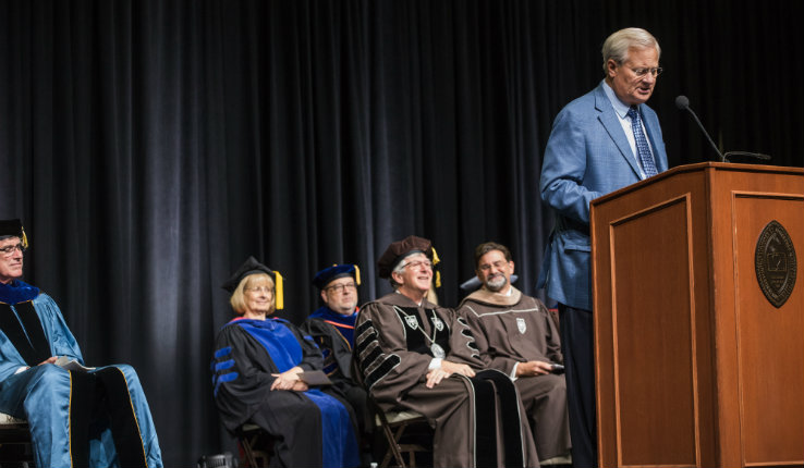 Bethlehem mayor Bob Donchez welcomes students to Bethlehem during the 2019 academic convocation