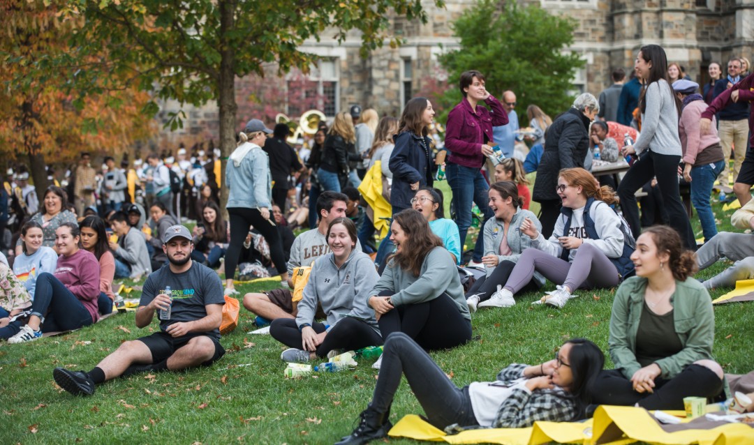 Crowd at Lehigh University Brown & White BBQ