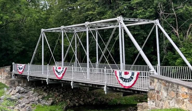 Walnut Street Bridge