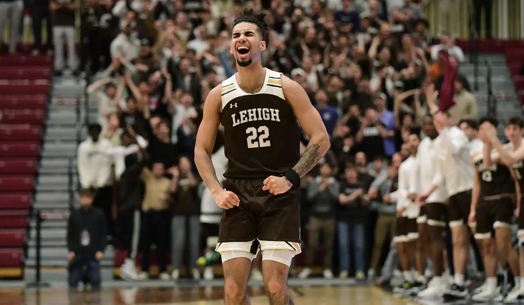 Lehigh men's basketball senior guard Tyler Whitney-Sidney on the Lehigh basketball court.