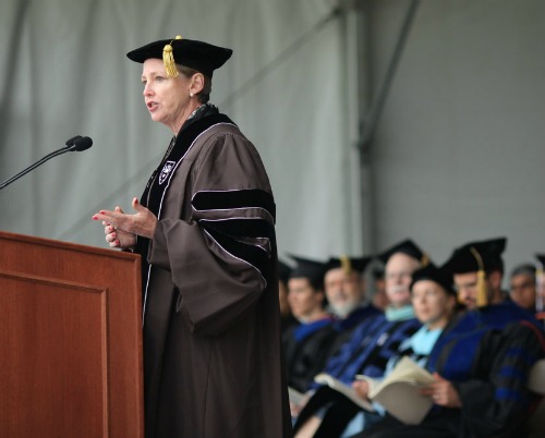 2011CommencementSpeakerSIZED