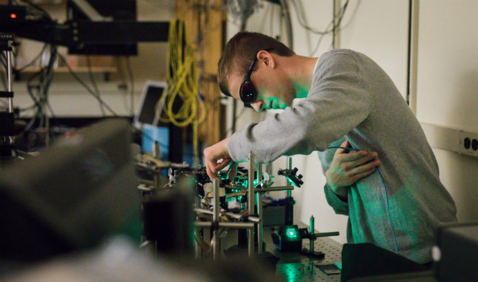 Eric_Wolf_in_Lehigh_Physics_Lab_MAIN