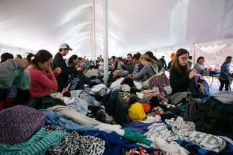 Shoppers_at_Lehigh_University_Great_South_Side_Sale_2017